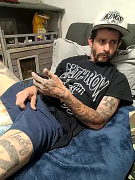 LongDickZee562 online show from 10/19/25, 09:56