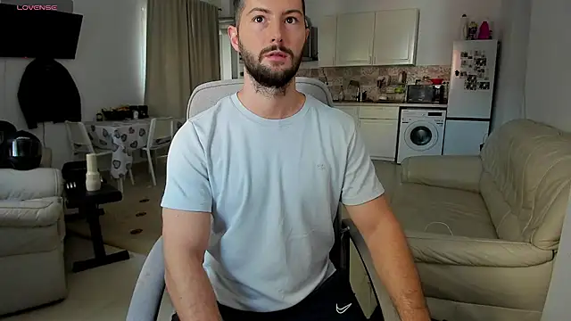 ZackFraser online show from 10/11/25, 10:49