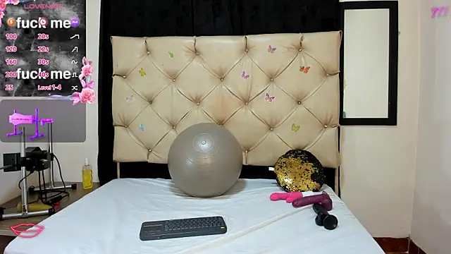 cleopatraa online show from 04/13/26, 06:45