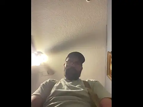 Snapshot of Onesieboy4daddys chatting on 11/26/25, 03:28 Onesieboy4daddys online show from 11/26/25, 03:28