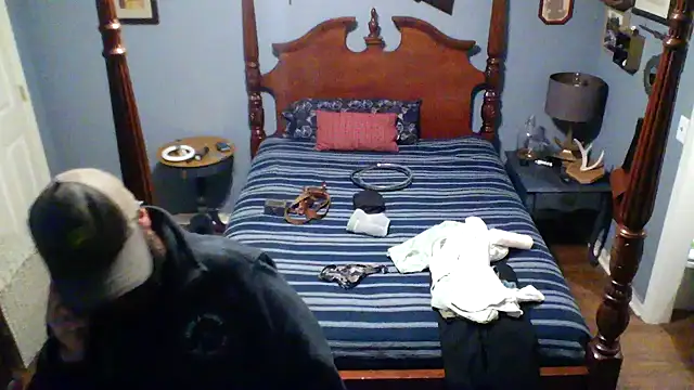 Snapshot of Onesieboy4daddys chatting on 12/17/25, 07:46 Onesieboy4daddys online show from 12/17/25, 07:46