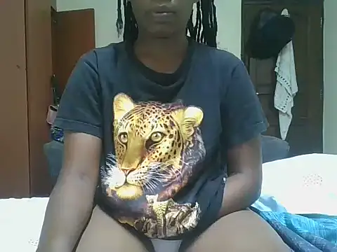 Sweetchoco5 online show from 03/07/26, 07:08