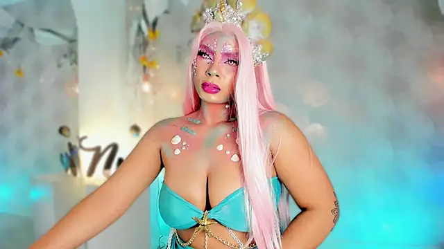 Nicolemorelli2 online show from 10/30/25, 01:20