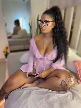 Nicolemorelli2 online show from 06/10/26, 01:12