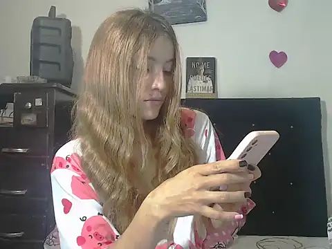 valerivegass online show from 10/15/25, 02:47