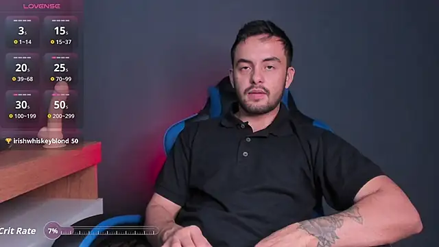 Snapshot of ftm_dani chatting on 11/17/25, 01:37 ftm dani online show from 11/17/25, 01:37