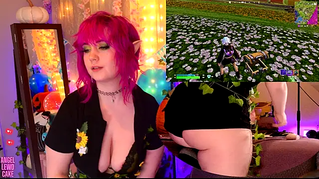 Snapshot of Angel-Lewd-Cake chatting on 10/02/25, 10:13 Angel-Lewd-Cake online show from 10/02/25, 10:13
