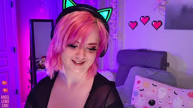 Snapshot of Angel-Lewd-Cake chatting on 07/05/26, 08:54 Angel-Lewd-Cake online show from 07/05/26, 08:54