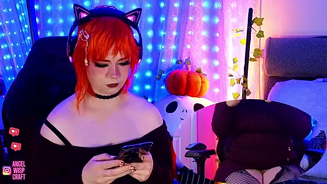 Snapshot of Angel-Lewd-Cake chatting on 02/23/25, 08:49 Angel-Lewd-Cake online show from 02/23/25, 08:49