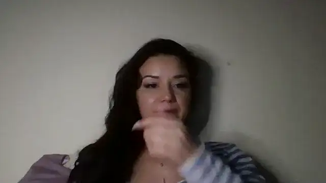 Linusya online show from 10/26/25, 04:51