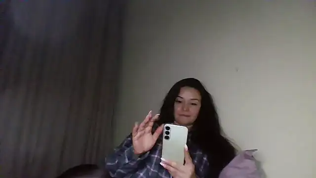 Linusya online show from 11/25/25, 06:19