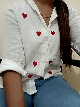 Snapshot of sweet_jia23 chatting on 10/06/25, 05:19 sweet jia23 online show from 10/06/25, 05:19