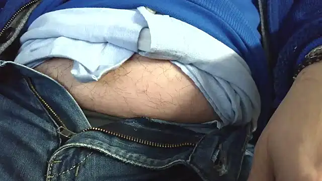 Snapshot of smoothandtiny chatting on 11/26/25, 08:03 smoothandtiny online show from 11/26/25, 08:03