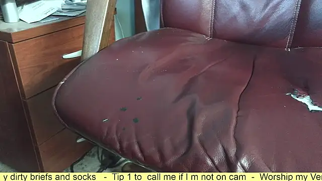 Snapshot of smoothandtiny chatting on 10/01/25, 06:29 smoothandtiny online show from 10/01/25, 06:29