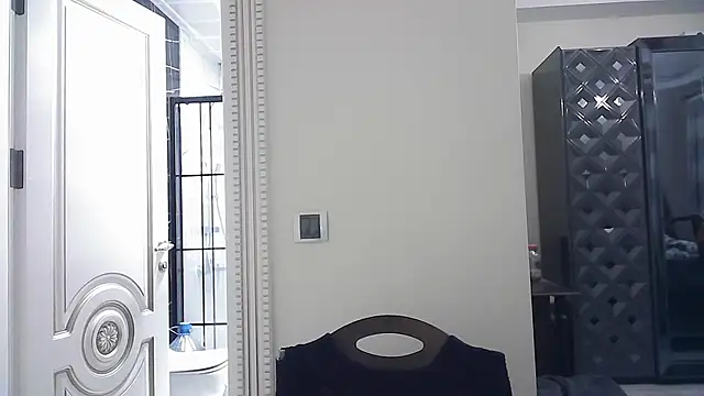 KIZLAZIMYaa online show from 11/22/25, 04:00