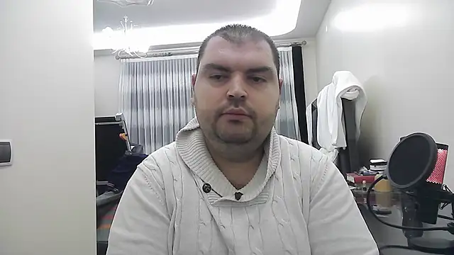 Snapshot of KIZLAZIMYaa chatting on 02/27/26, 12:49 KIZLAZIMYaa online show from 02/27/26, 12:49