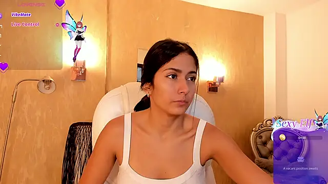 Snapshot of your_khloe chatting on 03/20/25, 12:54 your khloe online show from 03/20/25, 12:54