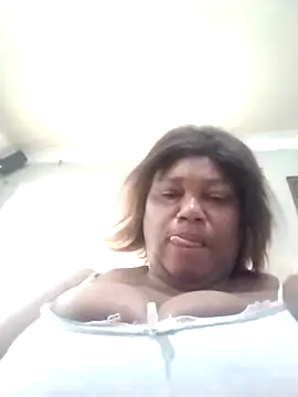 MATUREBUSSTY online show from 10/26/25, 03:34