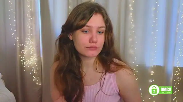 Snapshot of Charlotte_wow chatting on 03/16/25, 02:11 Charlotte wow online show from 03/16/25, 02:11