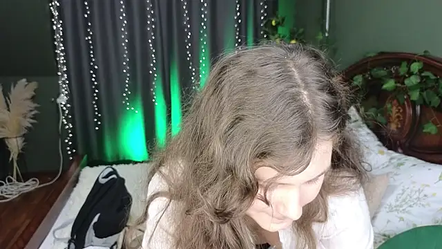 Charlotte wow online show from 12/04/25, 08:30