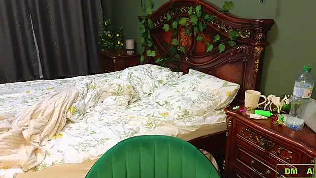 Charlotte wow online show from 10/31/25, 05:20