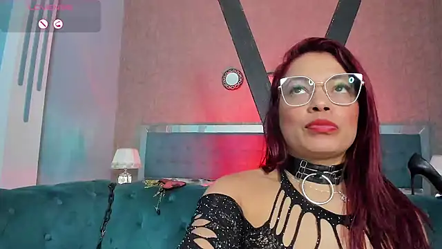 Snapshot of Alana_Jones_ chatting on 01/22/25, 04:12 Alana Jones online show from 01/22/25, 04:12