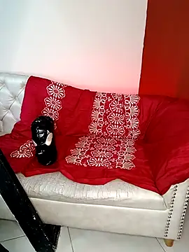 Snapshot of Alana_Jones_ chatting on 10/04/25, 12:50 Alana Jones online show from 10/04/25, 12:50