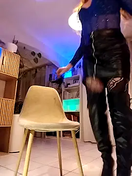 Luna Kitanna online show from 02/02/25, 06:36