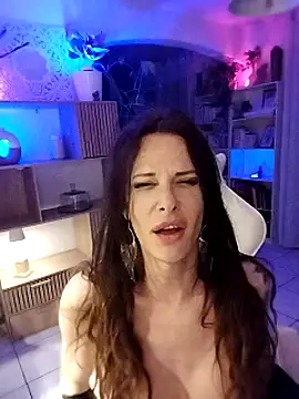 Luna Kitanna online show from 03/22/25, 03:41