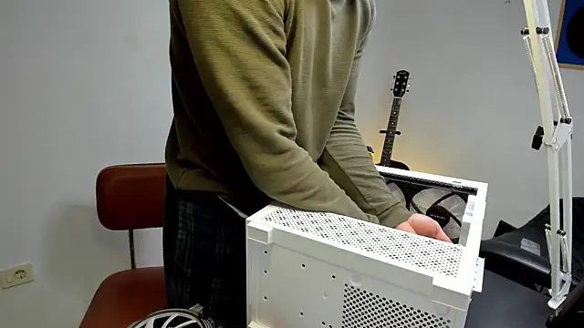 layneinchains online show from 12/20/25, 10:51