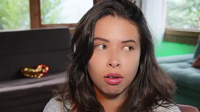 Snapshot of Kozzy_ chatting on 02/13/26, 08:53 Kozzy online show from 02/13/26, 08:53