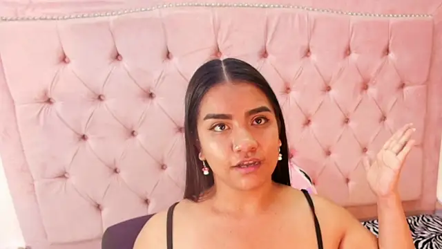 hannnasmith online show from 02/12/26, 03:50