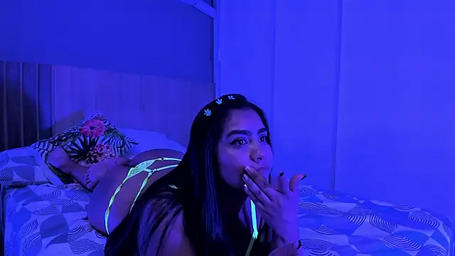 hannnasmith online show from 11/24/25, 03:17