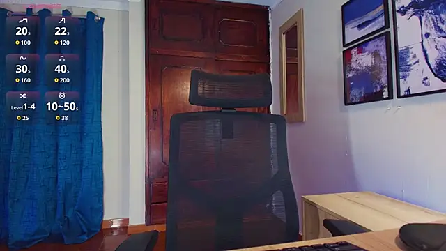 Snapshot of HenryBenso chatting on 10/26/25, 04:29 HenryBenso online show from 10/26/25, 04:29