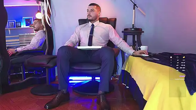 Snapshot of HenryBenso chatting on 02/10/25, 11:25 HenryBenso online show from 02/10/25, 11:25