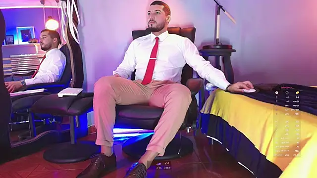 Snapshot of HenryBenso chatting on 03/04/25, 10:35 HenryBenso online show from 03/04/25, 10:35