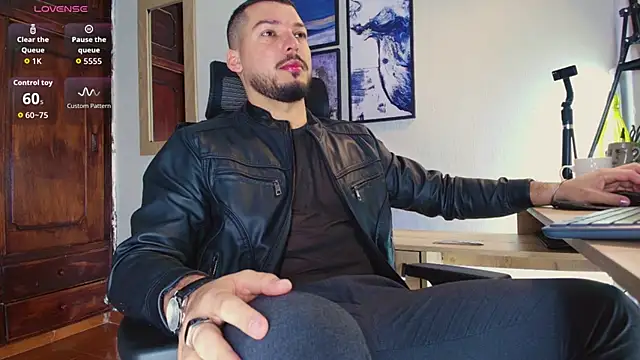 Snapshot of HenryBenso chatting on 11/03/25, 09:57 HenryBenso online show from 11/03/25, 09:57