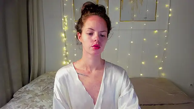 RubyAttwood online show from 12/02/25, 10:44