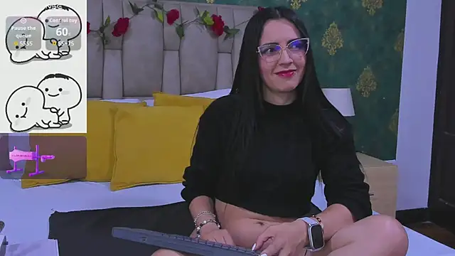 SuzanSmithh online show from 11/20/25, 11:11