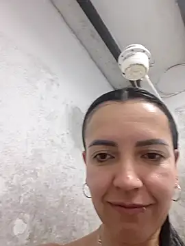 SuzanSmithh online show from 10/29/25, 10:14