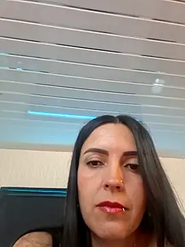 Snapshot of SuzanSmithh chatting on 02/09/26, 02:15 SuzanSmithh online show from 02/09/26, 02:15