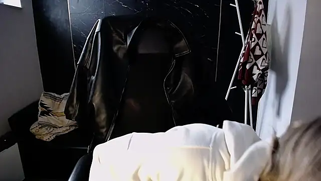 viktoria lovely online show from 11/11/25, 10:32