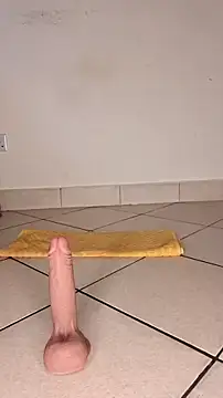 Perqueen online show from 11/23/25, 11:42