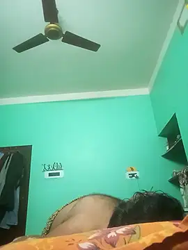 ssamit0808 online show from 12/28/24, 11:05