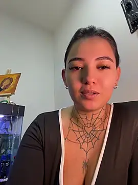Snapshot of Ala_Rasi_ chatting on 06/04/26, 03:00 Ala Rasi online show from 06/04/26, 03:00