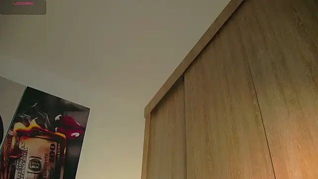 Snapshot of aidaadams chatting on 09/24/25, 10:55 aidaadams online show from 09/24/25, 10:55