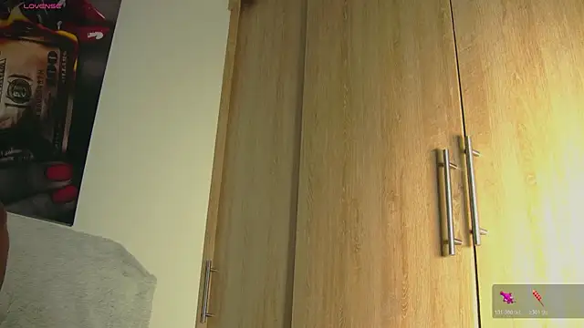 Snapshot of aidaadams chatting on 11/03/25, 10:08 aidaadams online show from 11/03/25, 10:08