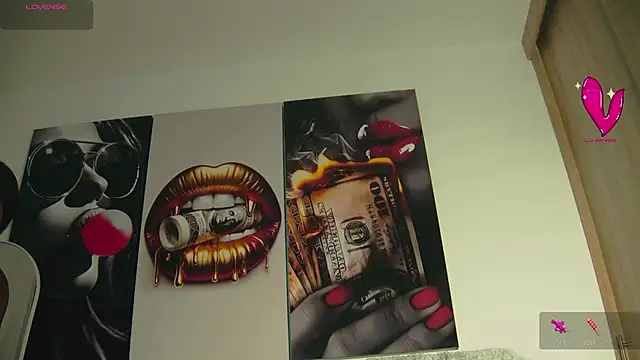 Snapshot of aidaadams chatting on 10/30/25, 11:52 aidaadams online show from 10/30/25, 11:52