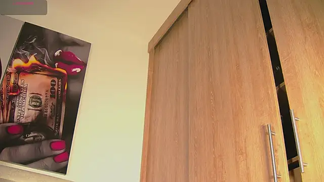 Snapshot of aidaadams chatting on 10/02/25, 11:35 aidaadams online show from 10/02/25, 11:35