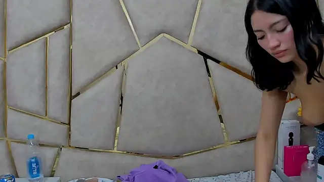 Kloe Candy1 online show from 02/03/26, 04:43